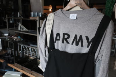 ARMY　長袖 Tシャツ